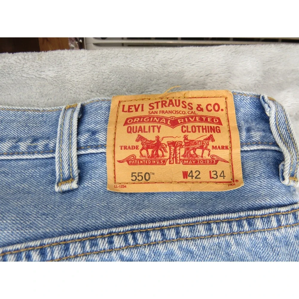 Levi's 550 Relaxed Fit Jeans Mens‎ W42 L34 Blue Denim Straight Leg Casual